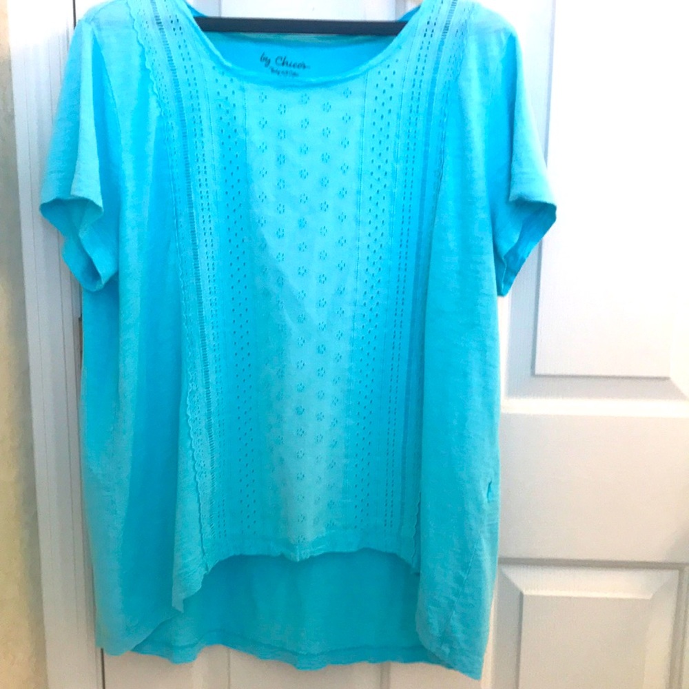 Beautiful Chico’s short sleeve shirt size 3